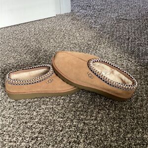 UGG Chestnut Suede Taz Slippers